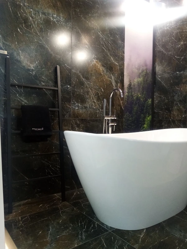 Рушникосушка Genesis Aqua Bianco 1400x530 Чорний - 2 фото