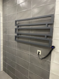Рушникосушка Genesis Aqua Omnia 550x1200 Чорний - 1 фото
