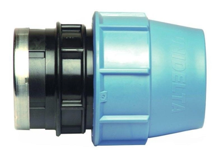 Муфта ПЕ 20 х 3/4"в ITAL