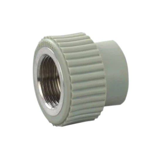 Муфта 20 х 1/2"в PPR