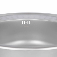 Кухонна мийка Brinex 5745 0,8 мм Micro Decor - 6 фото