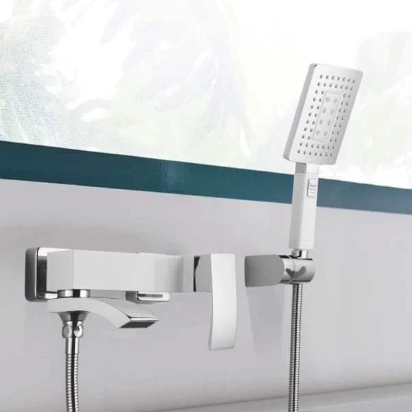 Змішувач для ванни Qtap Swan Cascada з поворотним виливом (з душовим гарнітуром) QTSWA260CRW45569 Chrome/White - 7 фото